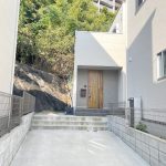 (玄関)