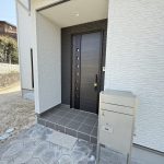 (玄関)